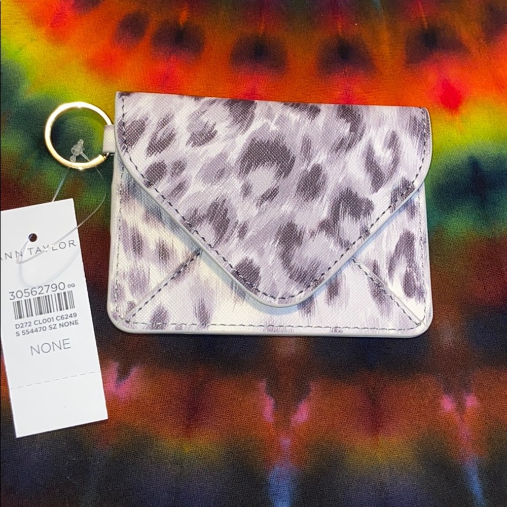 SNOW LEOPARD PRINT KEY RING POUCH